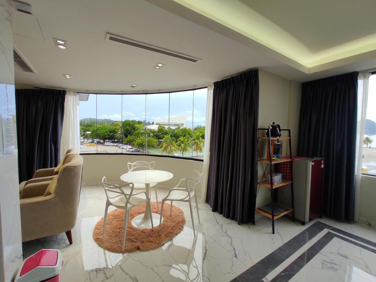 Shell Out Beach Club Suite Kuah Extérieur photo