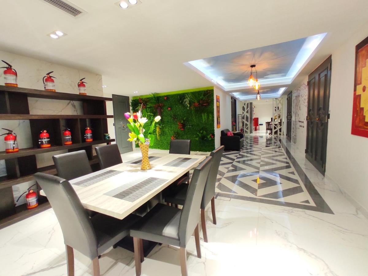 Shell Out Beach Club Suite Kuah Extérieur photo