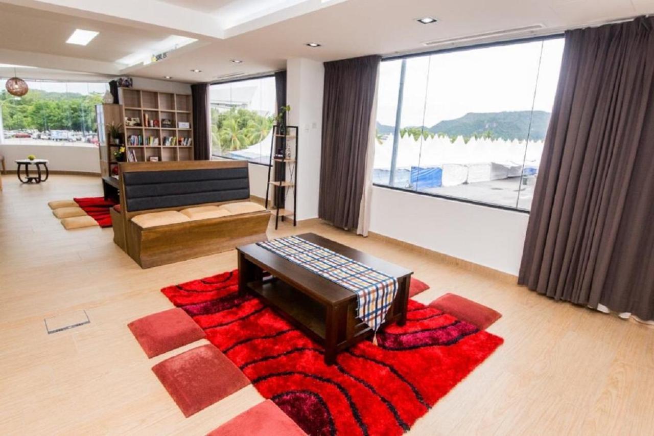 Shell Out Beach Club Suite Kuah Extérieur photo
